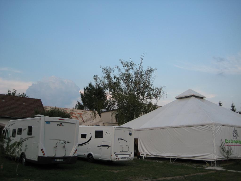 Eko Penzion Leo Dudince Exterior foto