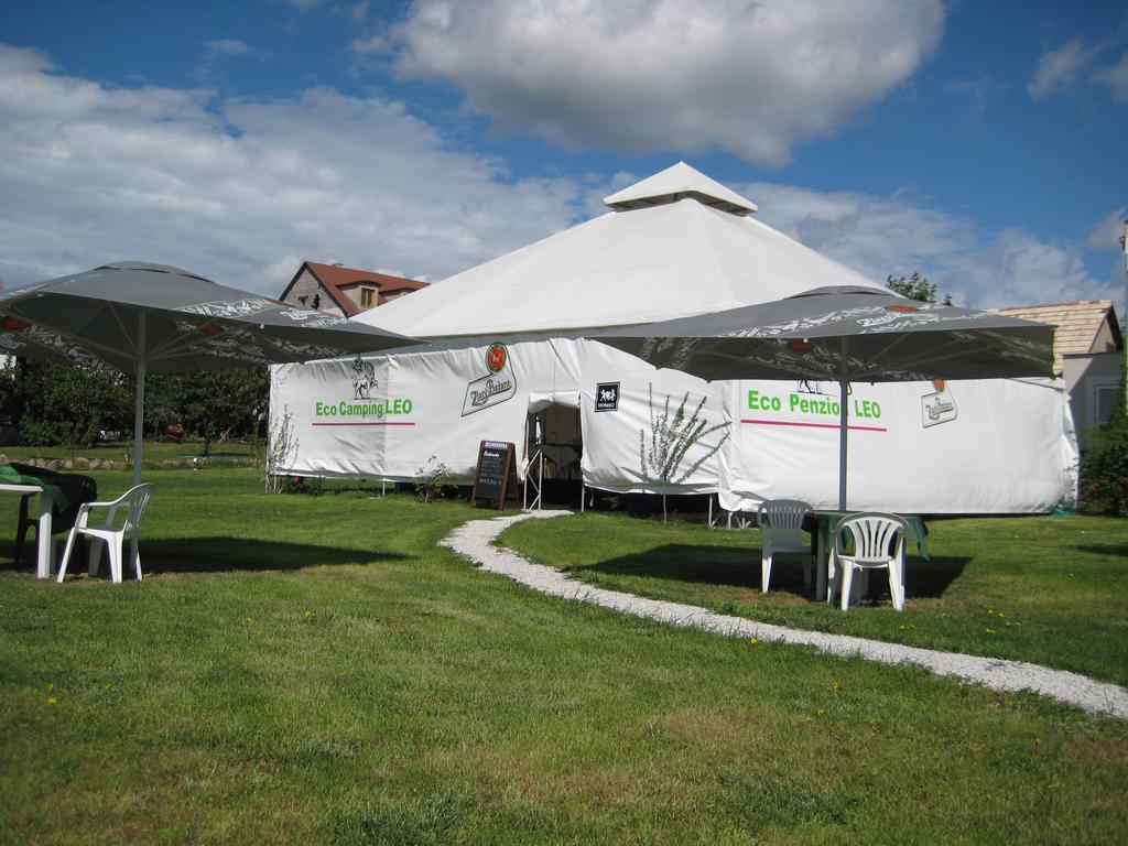 Eko Penzion Leo Dudince Exterior foto