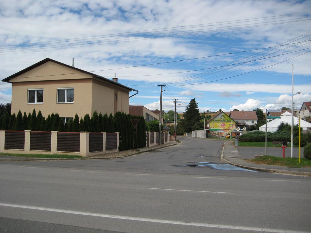 Eko Penzion Leo Dudince Exterior foto